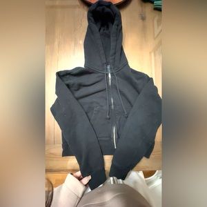 One size , Brandy cropped black zip up